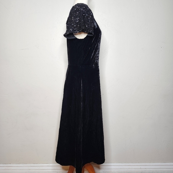 NWT Talbots Sequin Sleeve Black Velvet Fit n Flare Dress Size 6 - Picture 10 of 16
